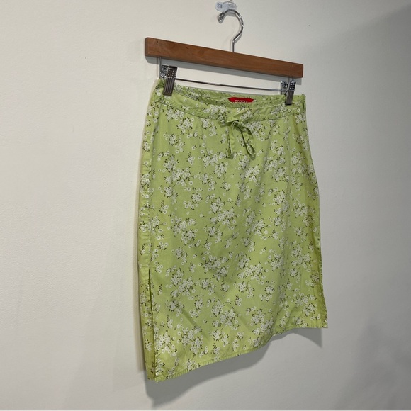 Y2K Light Green Floral Printed Mini Skirt, by Espirit, Size XS/S - Picture 7 of 10